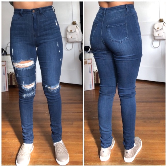 size 3 in fashion nova jeans